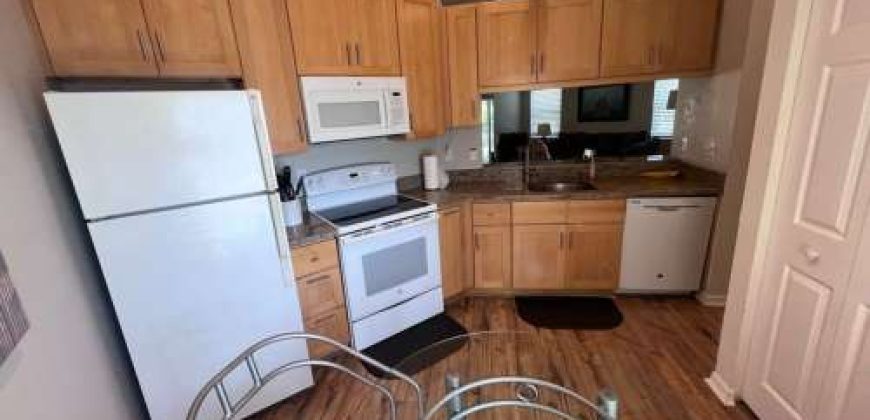 Seasonal Condo in Gateway Greens