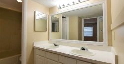 UPDATED KITCHEN!!! 2BR 1BA in Windmill Point. Waterford Lakes/UCF area. ALL TILE FLOORS, Community Pool!