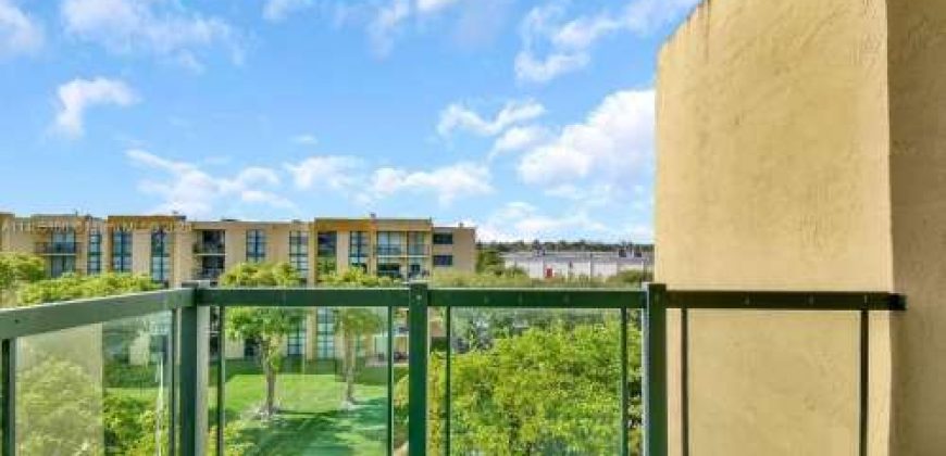 11800 SW 18th St APT 508 Miami, FL 33175