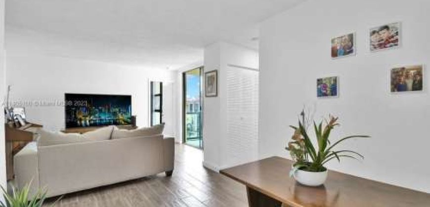 11800 SW 18th St APT 508 Miami, FL 33175