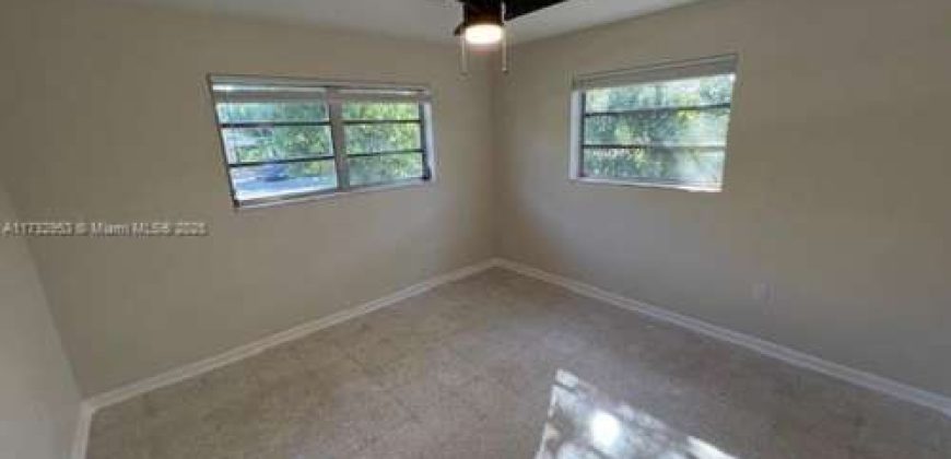 2500 SW 58th Avenue 2500, Miami, FL 33155