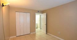 UPDATED KITCHEN!!! 2BR 1BA in Windmill Point. Waterford Lakes/UCF area. ALL TILE FLOORS, Community Pool!