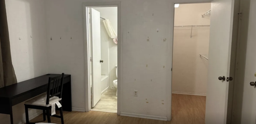 Bedroom with Private Bathroom + Option to Renew – Countryside at the University Condo