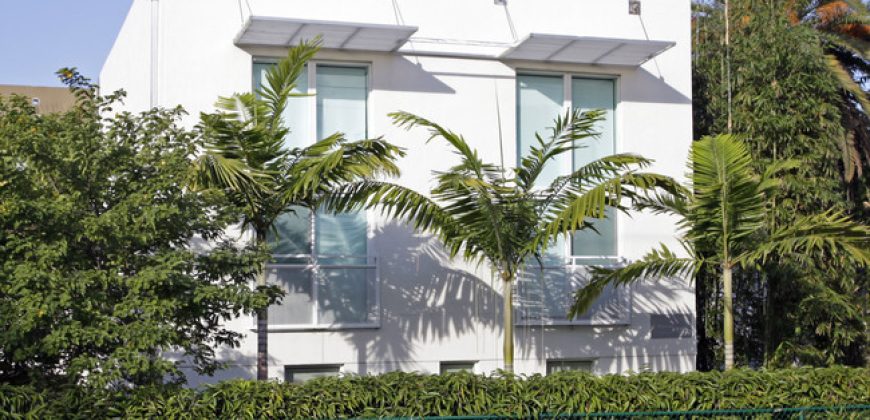The Cloisters Miami Apartments