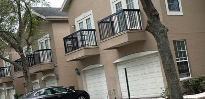 2519 Lancien Ct Orlando, FL 32826