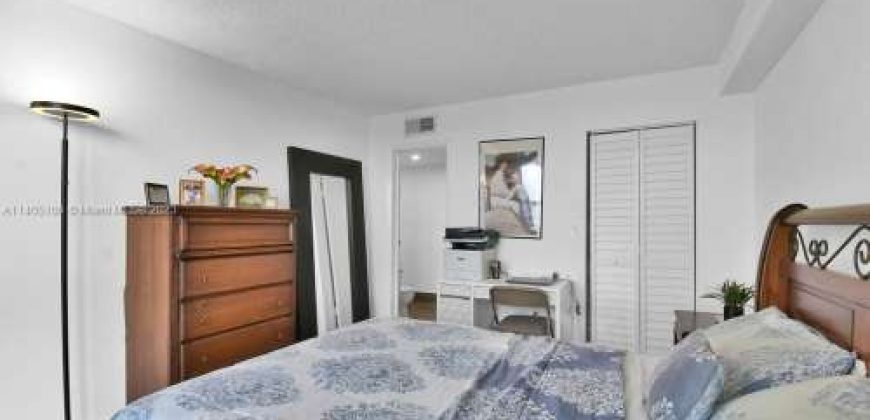11800 SW 18th St APT 508 Miami, FL 33175