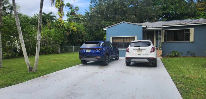 Spacious 4-Bed Oasis – Just 1 Mile from Campus! Rental (Shared Housing)