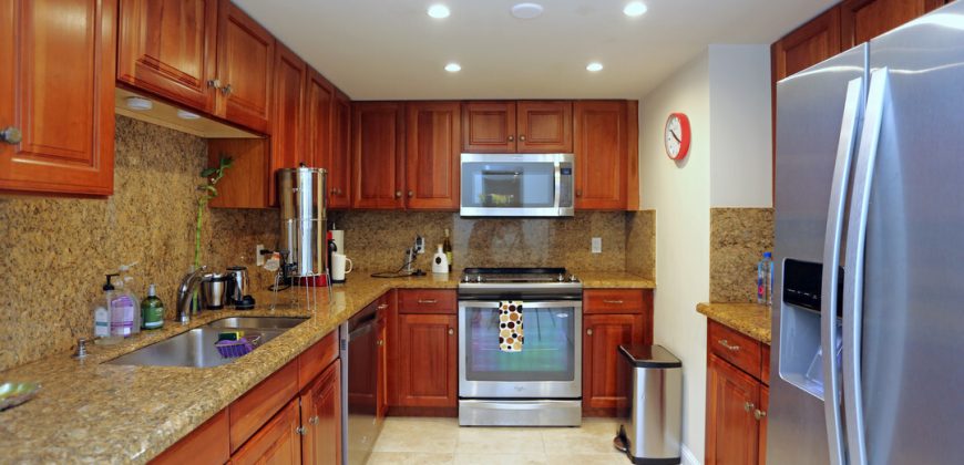 The Residences at Royal Palm Place