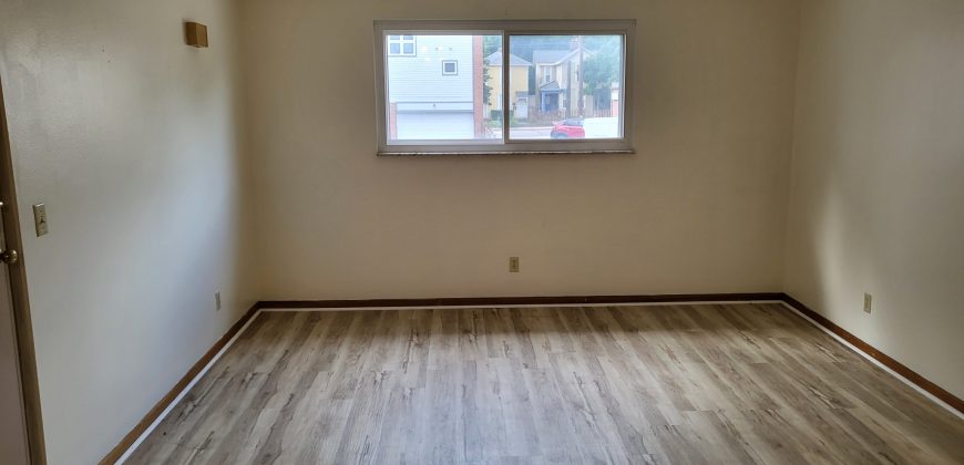 Two Bed One Bath Townhomes, Apt B Available Now!