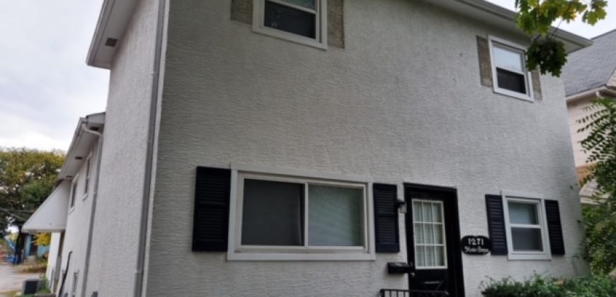 Two Bed One Bath Townhomes, Apt B Available Now!